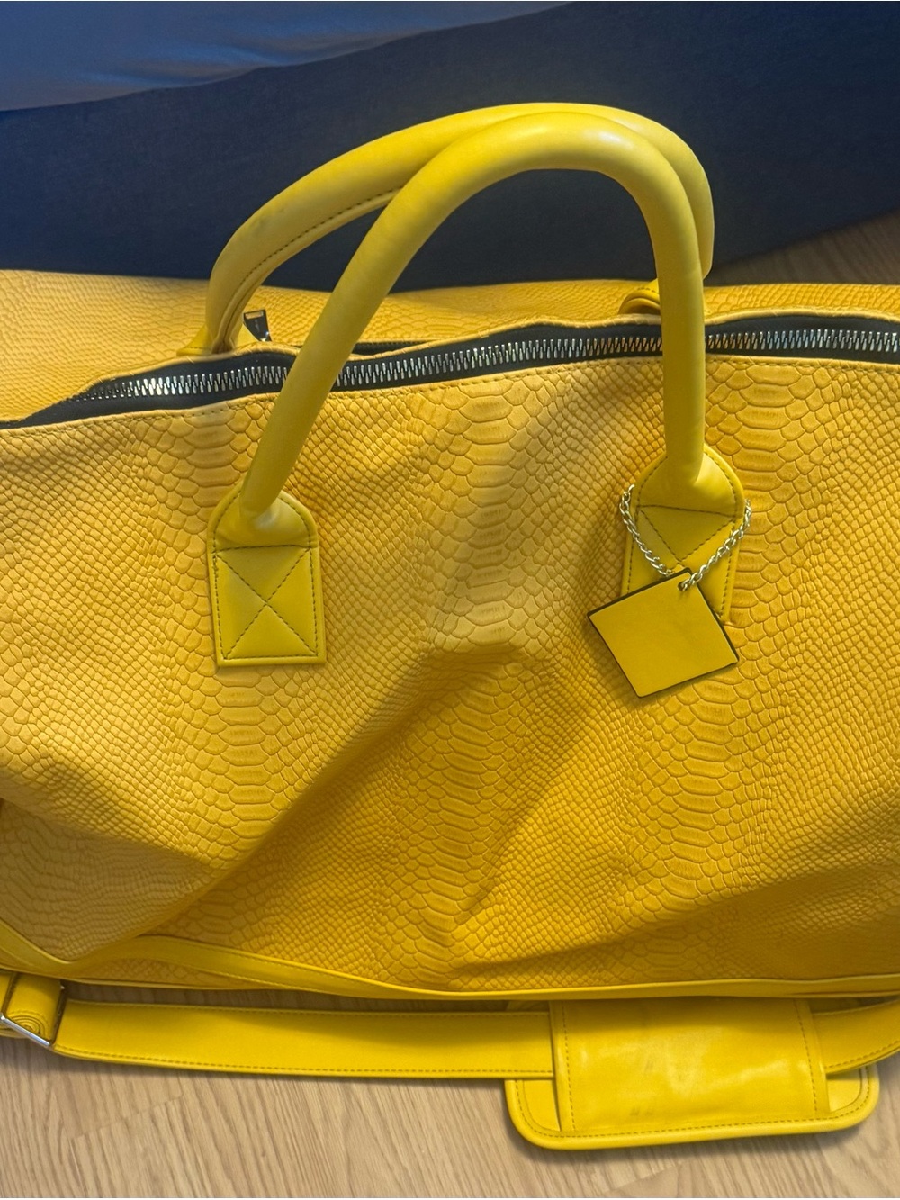 Tote & Carry Mustard Apollo Travel Set - Picture 6 of 15